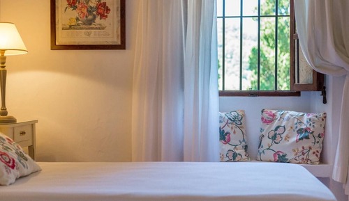 Comfort House, 2 Bedrooms, Mountain View