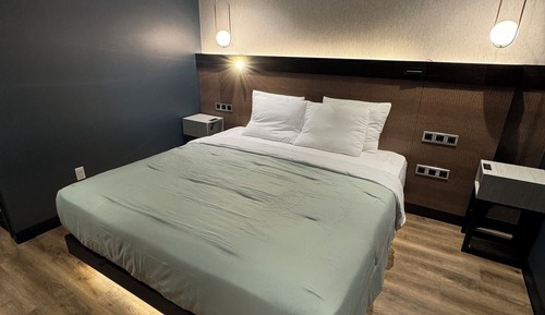 Deluxe Single Room