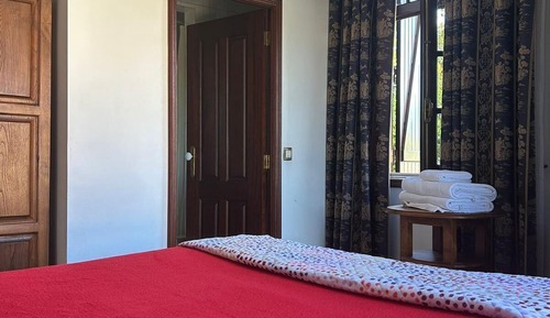 Basic Double Room (SUITE 14)