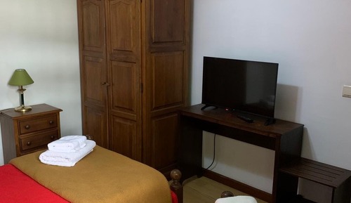 Basic Twin Room (SUITE 16)