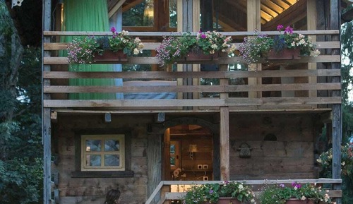 Chalet Le Lavaret with Private Jacuzzi