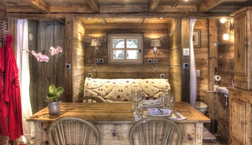 Chambre du Lavaret with Private Jacuzzi