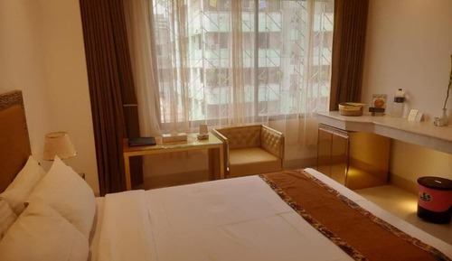 Deluxe Double or Twin Room, City View