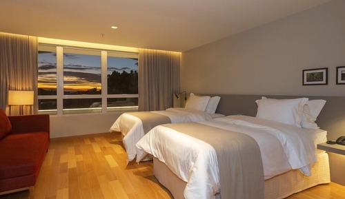 Premium Single Room, City View