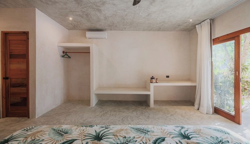 Superior Double Room, Balcony, Garden View