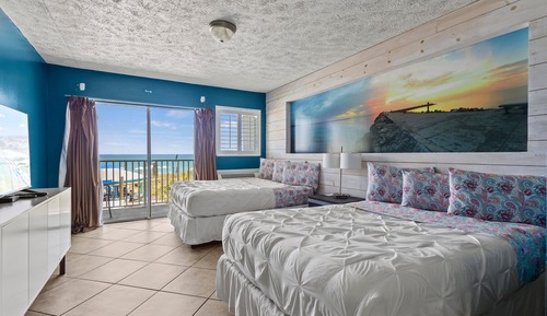 Room, 2 Double Beds, Balcony, Ocean View (Oceanfront Inn Room #16)