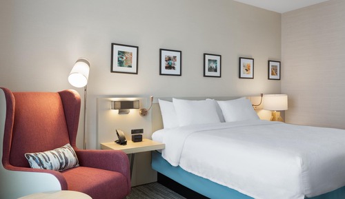Standard Room, 1 King Bed