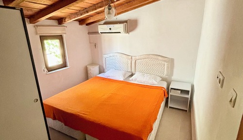 Classic Double Room, Private Bathroom