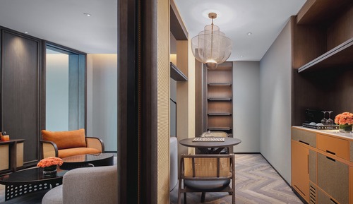Suite, 1 King Bed