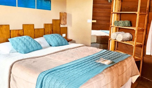 Luxury Cabin, Hill View