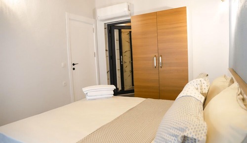 Superior Room, Balcony, Garden View