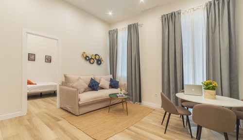 Luxury Apartment, Balcony, City View