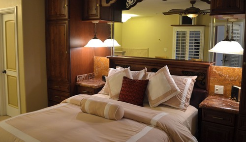 Signature Double Room, Courtyard View