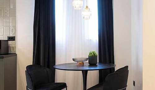 Executive Studio Suite