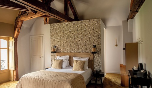 Junior Room