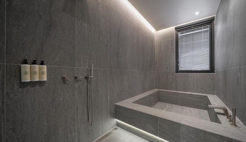 PREMIER POOL SUITE-FAMILY DOUBLE TWIN (include B.F & Heated Pool)