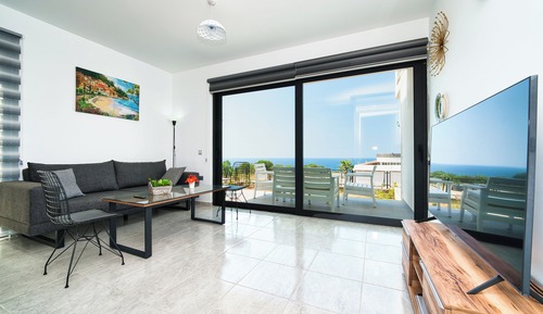 Superior Apartment, Garden View