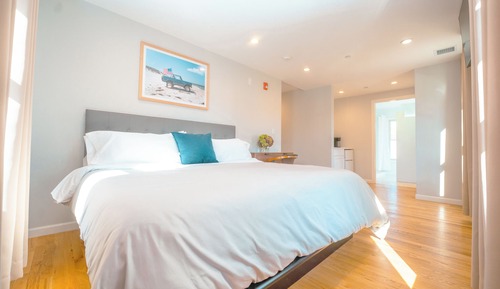 Deluxe Double Room, 1 King Bed, City View