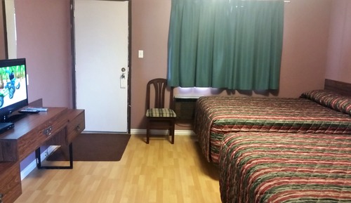 Comfort Room, City View