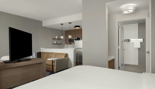 Studio, 1 King Bed with Sofa bed, Non Smoking