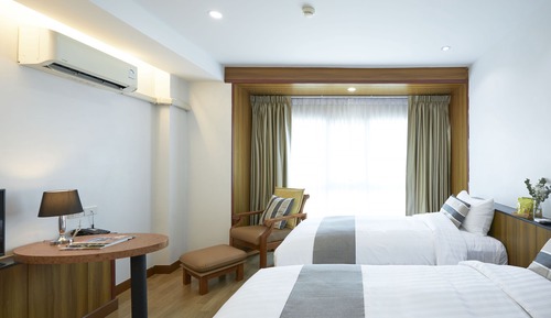 Superior Twin Room, City View