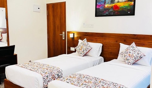 Superior Single Room, City View