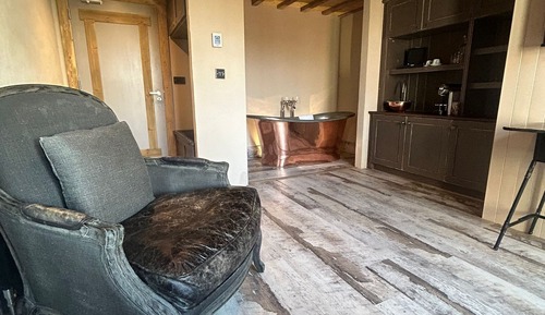 Duplex, 1 King Bed, Patio
