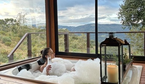 Romantic Chalet, 1 King Bed, Non Smoking