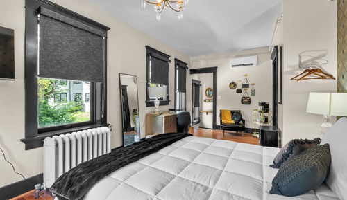 Standard Room, 1 Queen Bed, Non Smoking