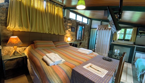 Superior Chalet, 1 Queen Bed with Sofa bed, Kitchen, Lake View