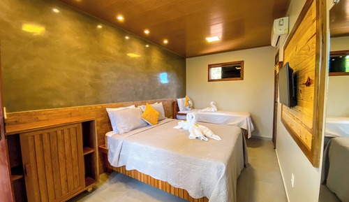 Triple Room