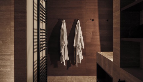 Suite, Balcony