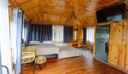 Panoramic Twin Room, Patio, Mountain View