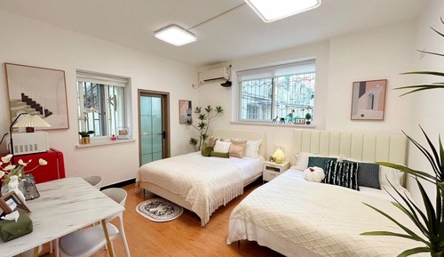 Basic Apartment, 2 Queen Beds, Non Smoking, Kitchen