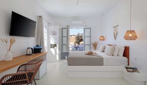 Standard Double Room, Balcony, Mountain View