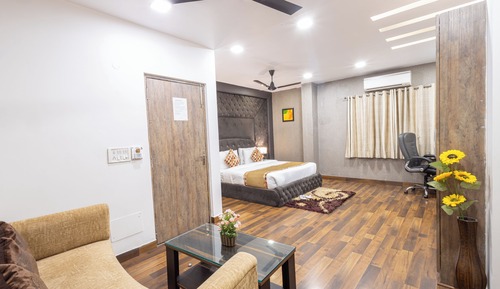 Junior Suite, City View