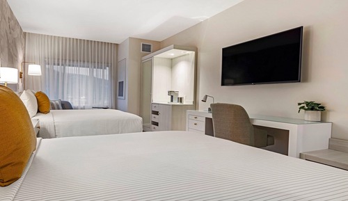 Standard Room, 2 Queen Beds, Non Smoking
