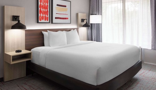 Standard Room, 1 King Bed, Accessible