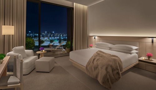 Deluxe Room, 1 King Bed, Non Smoking, City View