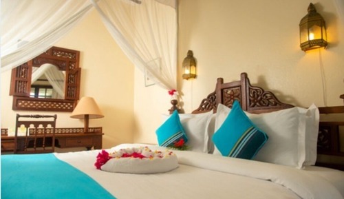 Standard Double or Twin Room, Pool View