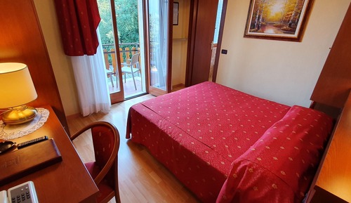 Single Room, Balcony