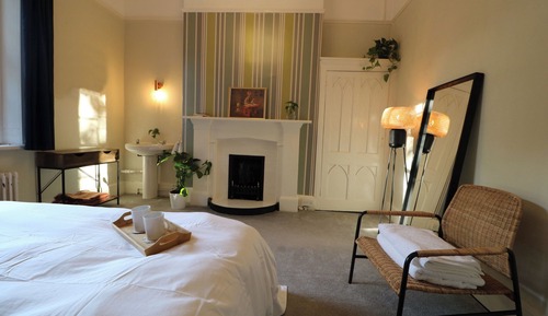 Double Room (Not Pet friendly)