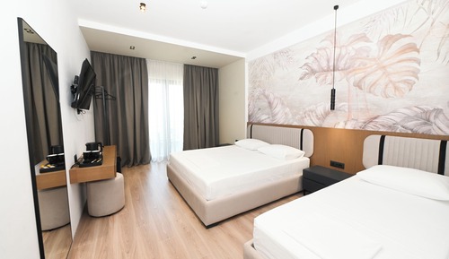 Triple Room, Balcony