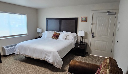 Premier Studio Suite, Mountain View