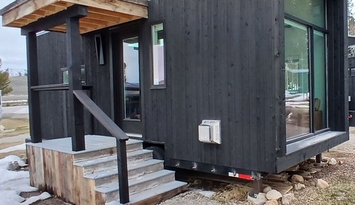 Premier Cabin