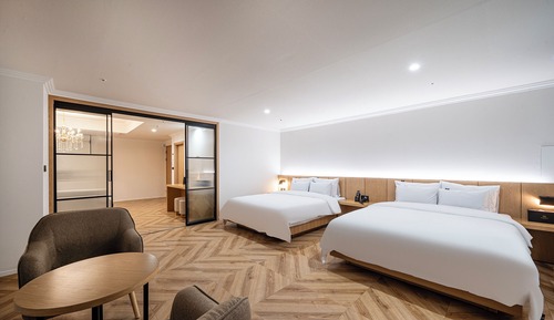 Suite Twin