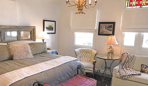 Studio King Suite Room 9