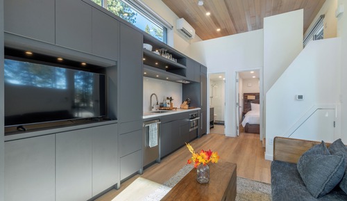 Adventure Cabin