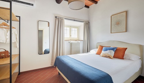 Suite, Private Bathroom