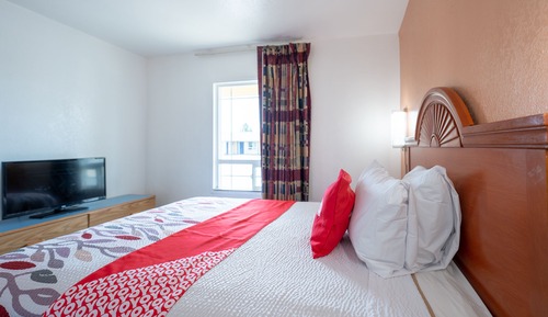 Room, Multiple Beds